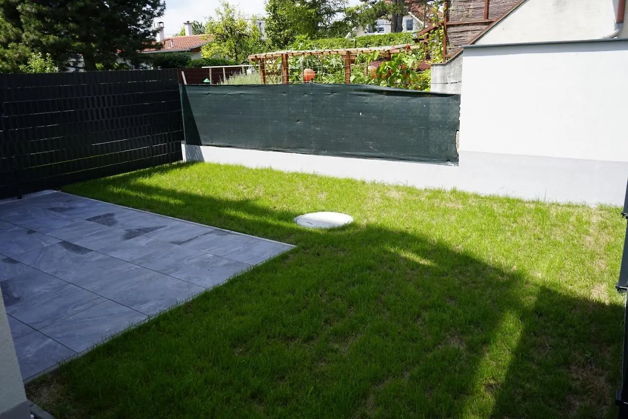 Dm Apartment Viena